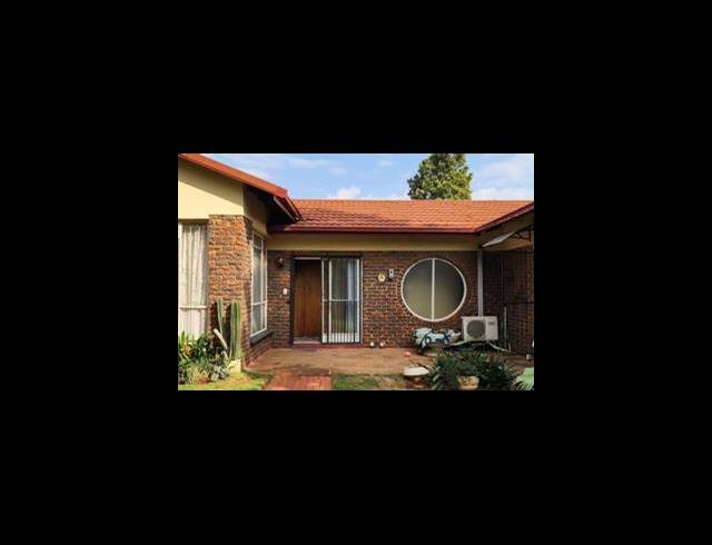 3 BEDROOM HOUSE SOLD IN THERESAPARK
